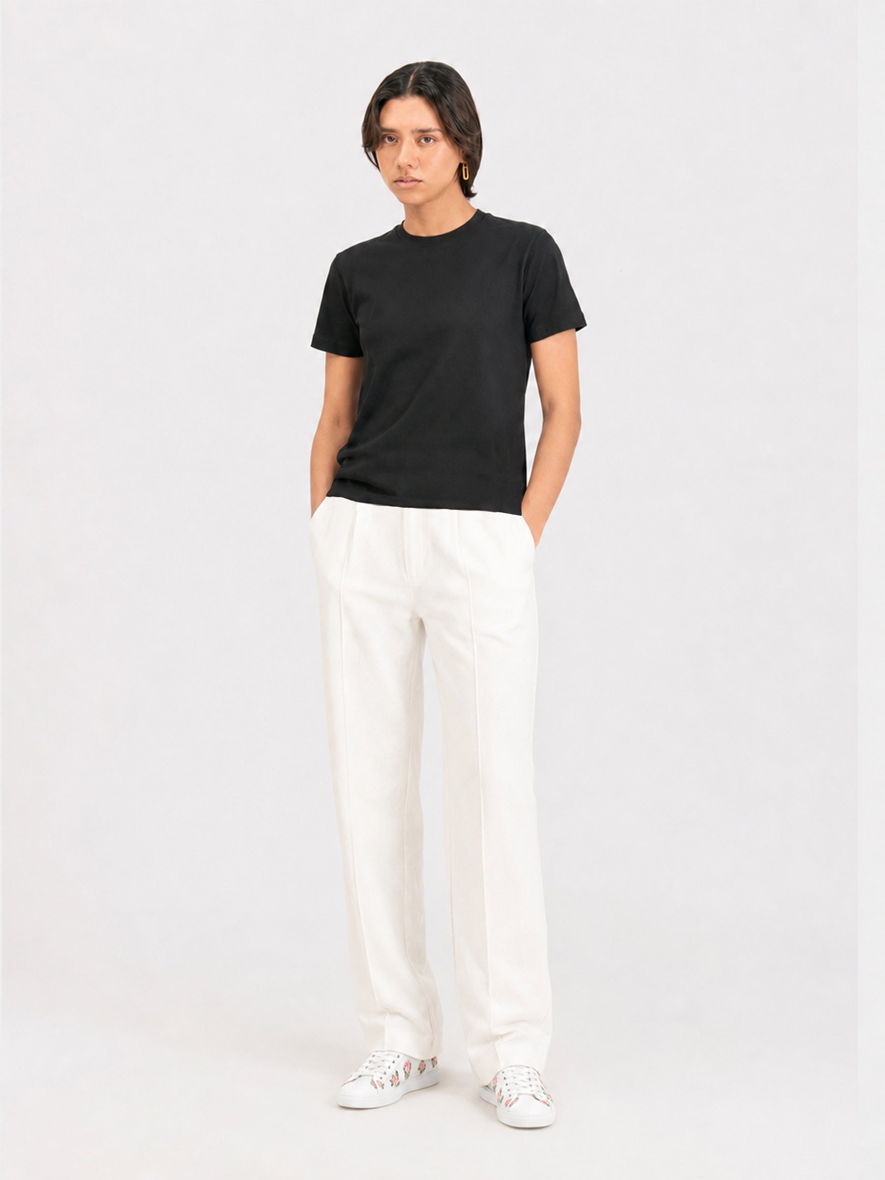 Black Regular Fit Crew Neck T-Shirt - Women